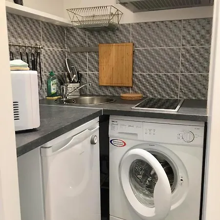 Apartment 21m² Rue De France Nice